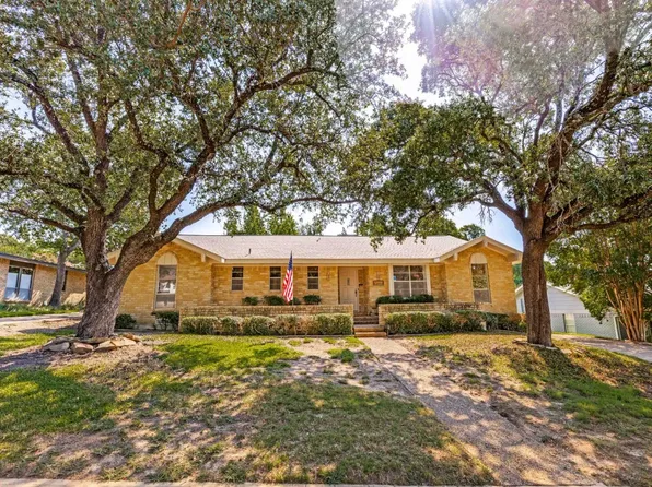 2412 Grandview Dr, Richardson, TX 75080