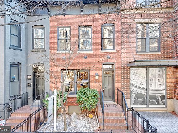 3rd image of 1342 W St NW