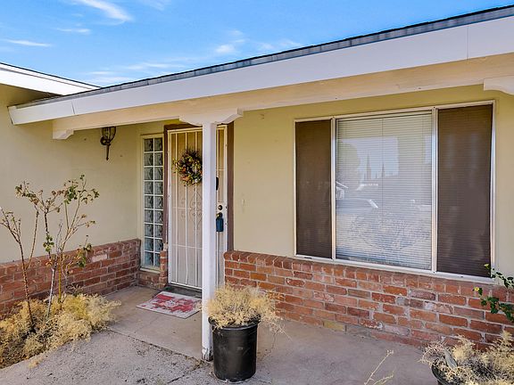 2nd image of 1485 N Calle Zamora