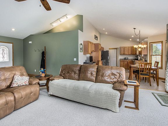5th image of 27310 Birmingham Ct