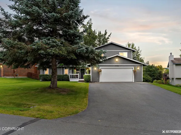 17546 Teklanika Dr, Eagle River, AK 99577