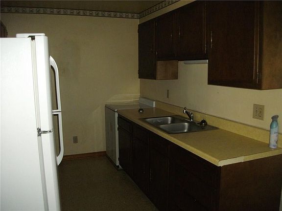 5th image of 1211 W Ocean View Ave APT 8