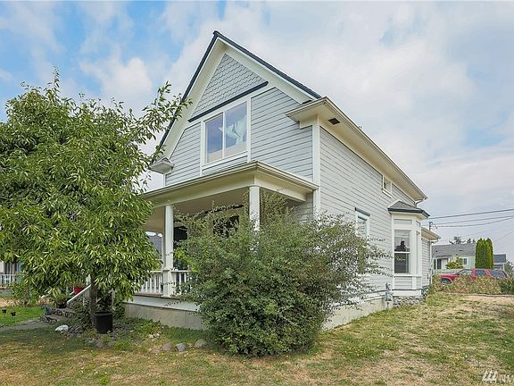 4th image of 3599 E K St