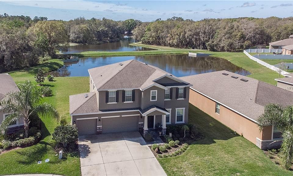 1st image of 807 Bronze Bush Ct