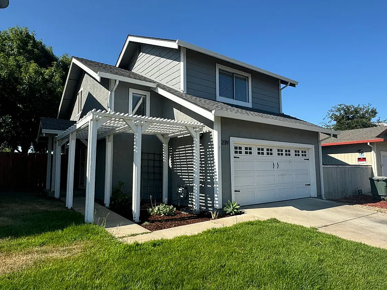239 Almondtree Ln — Photo 1