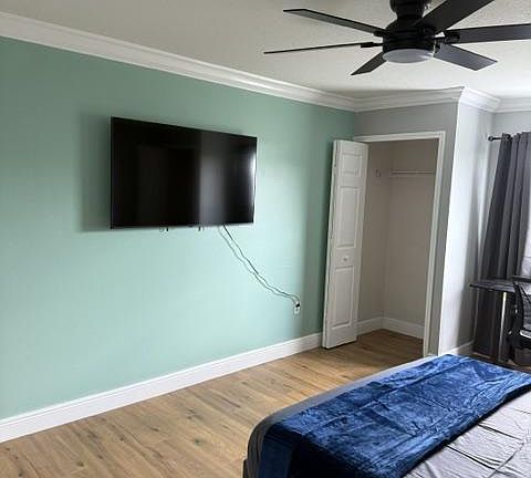 55" smart TV