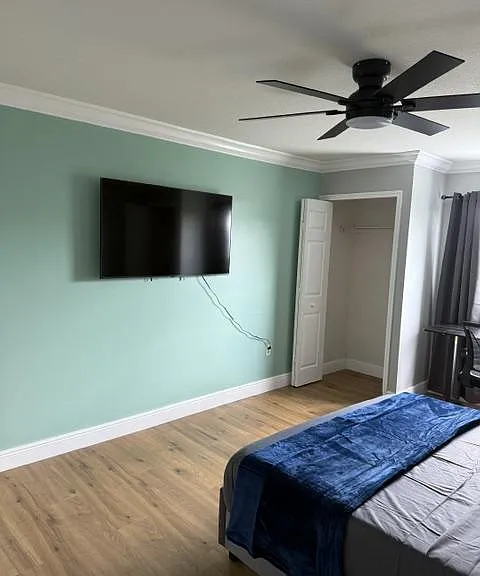 55" smart TV