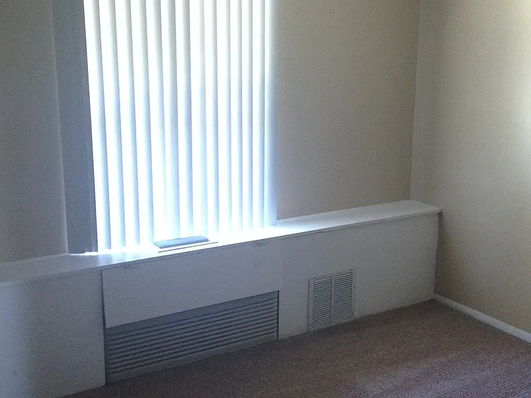 217 Acorn Dr — Photo 23