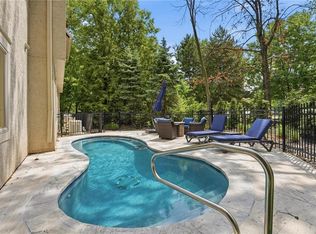 11357 Buena Vista St, Leawood, KS 66211