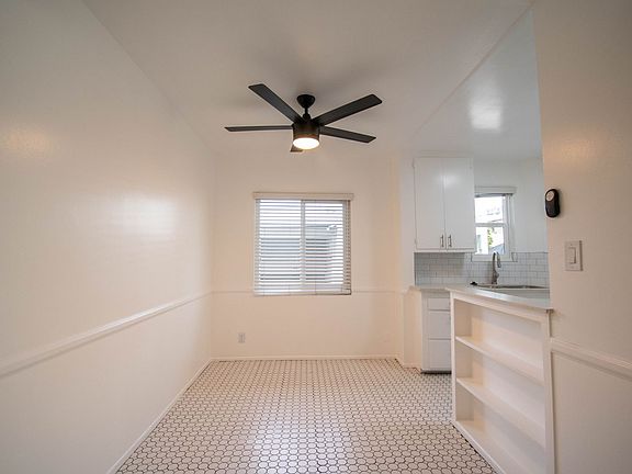 5th image of 823-25 S Orange Grove Ave #825-B