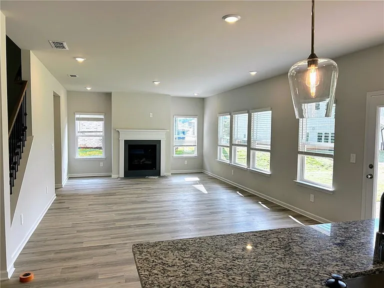 7798 Richmond Trl — Photo 2