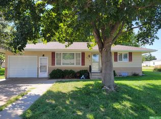406 Gordon St, Waco, NE 68460