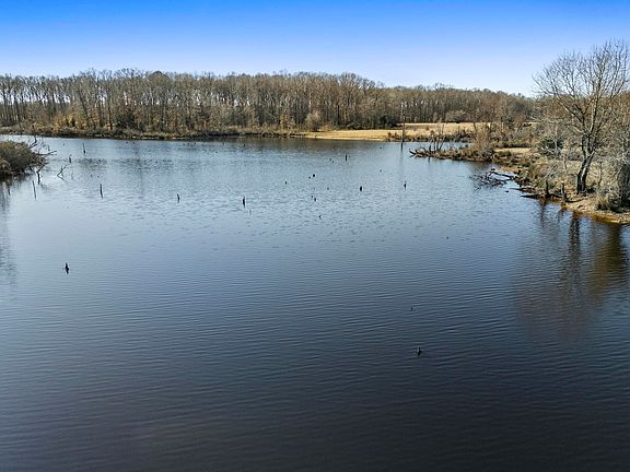 3rd image of 359 Swinging Bridge Rd