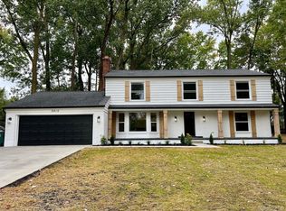 3415 Upton Dr, Troy, MI 48084