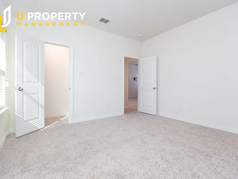 817 Black Hawk Dr — Photo 20