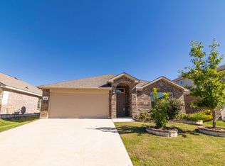 8912 Finn Ln, Fort Worth, TX 76131