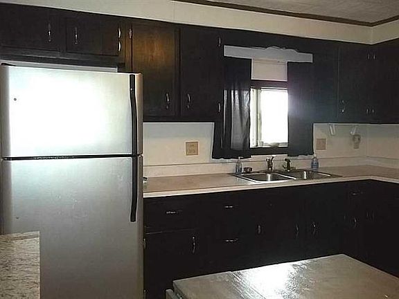 4th image of 10355 Aster St