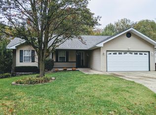 349 Westminster Dr, Saint Peters, MO 63376