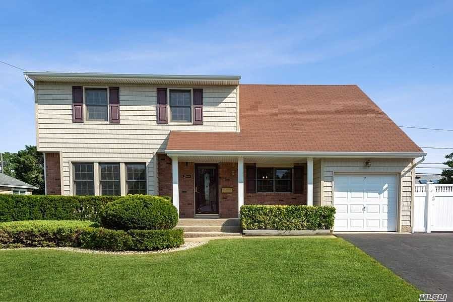 1st image of 7 Bishop Ct