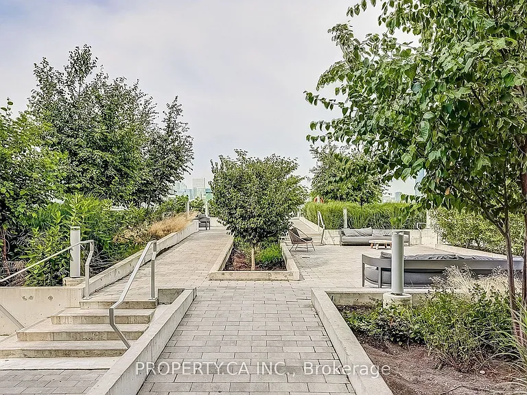 25 Baseball Pl #206 — Photo 21