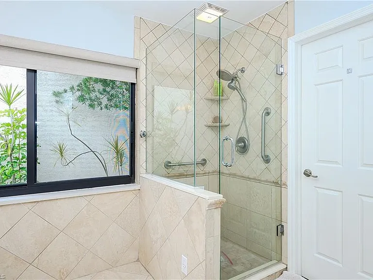 719 Reef Point Cir #13 — Photo 19