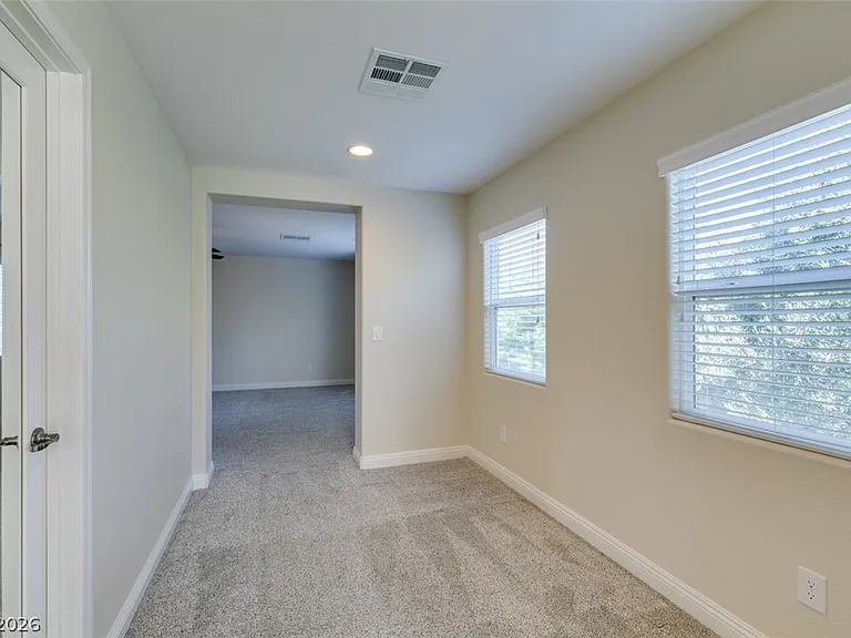 2884 Green Falls Ave — Photo 33