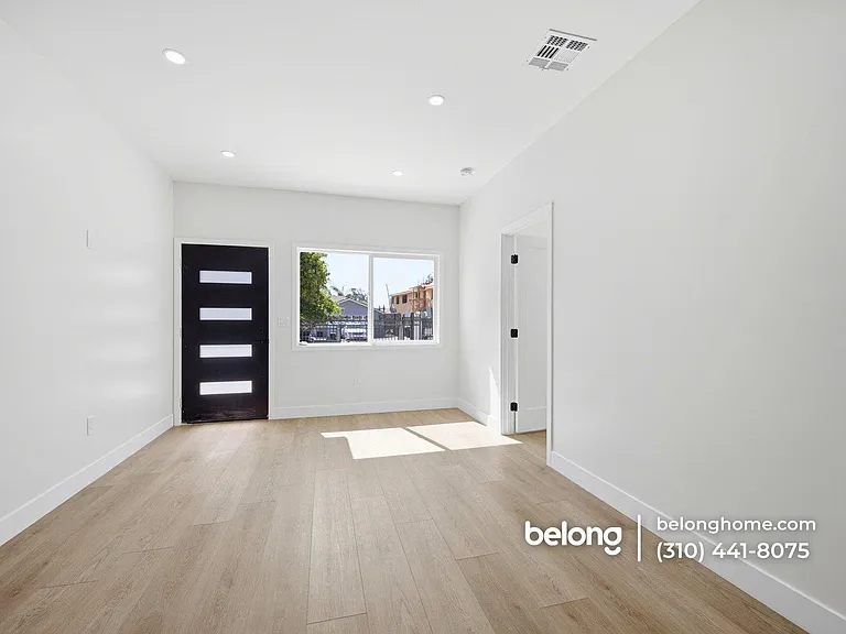 7949 Atoll Ave — Photo 17