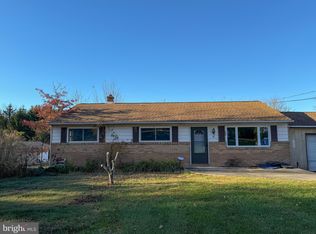 214 Three Mile Run Rd, Sellersville, PA 18960