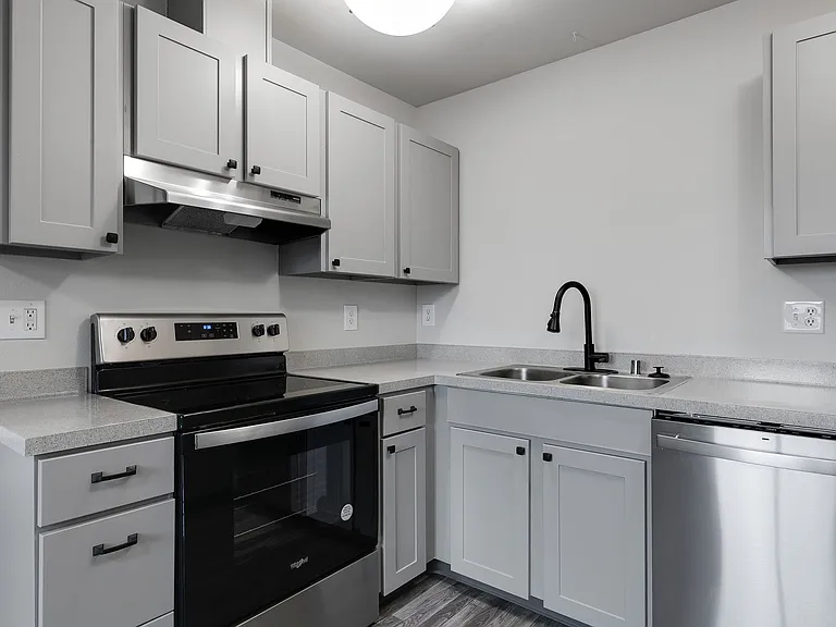 Violet Meadows Apartments — Photo 15