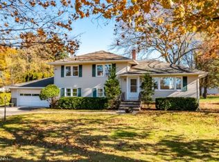 44 Quaker Ave, Randolph, NJ 07869