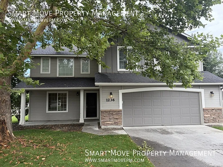 1236 E Pisa St — Photo 1
