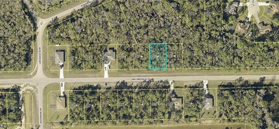 2nd image of 186 Greenbriar Blvd