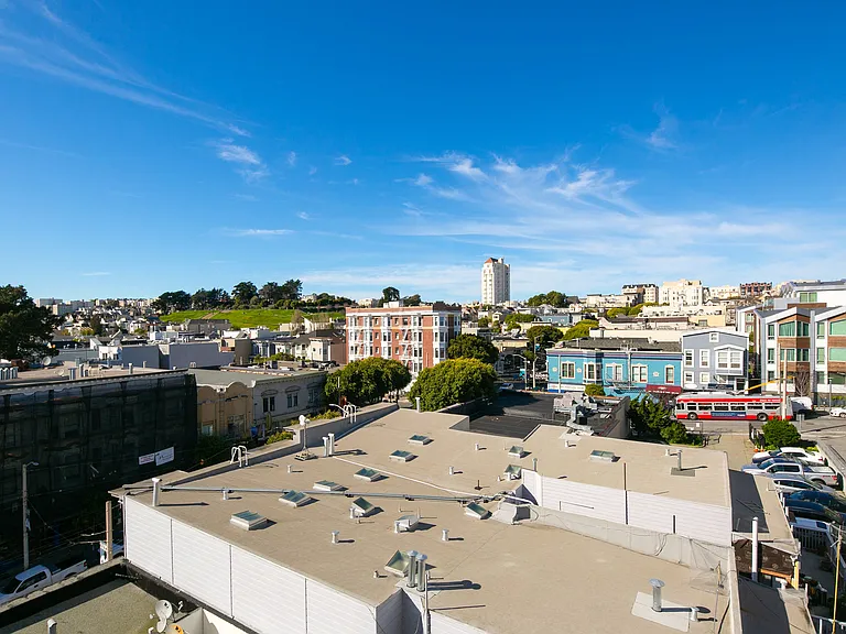 2380 California St — Photo 20