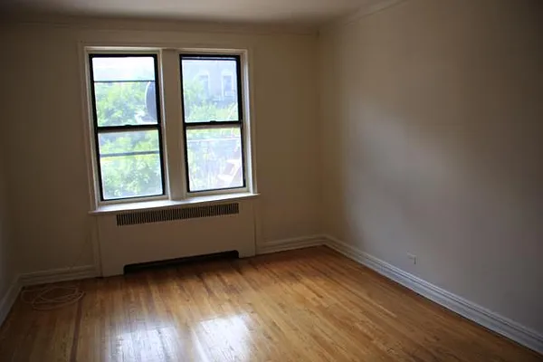 Rented by Lang Realty LLC | media 8