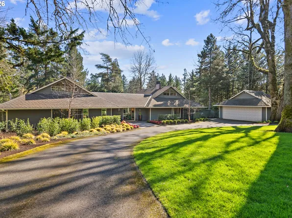 12534 S Iron Mountain Blvd, Portland, OR 97219