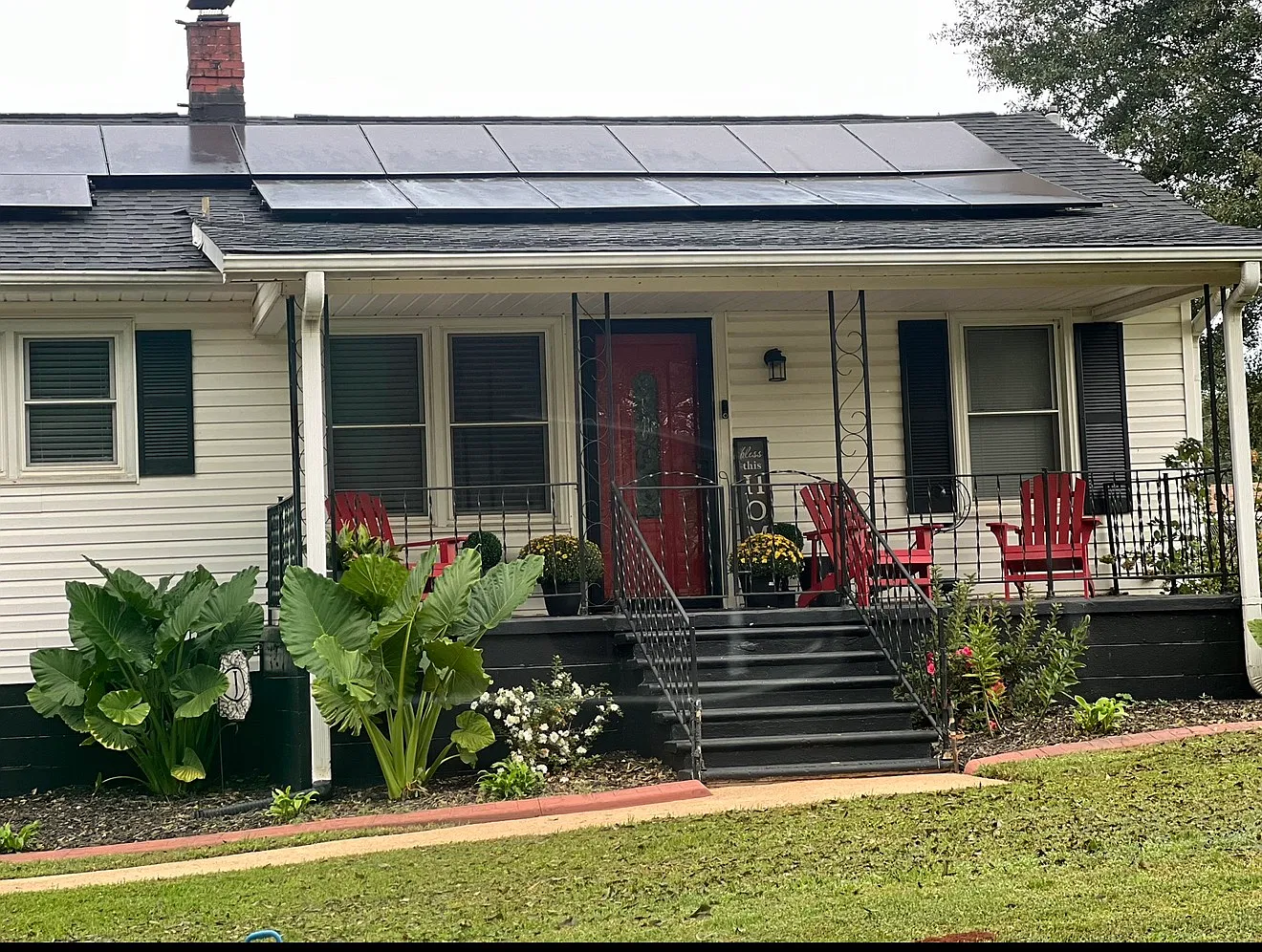 3 bed, 1000 sqft, $1,800 — Photo 1