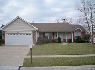 3435 Carriage Xing, Saint Charles, MO 63301