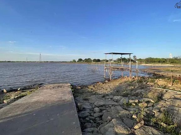 2nd image of 374 Pawnee Trl