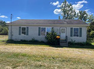 107 W Girard Rd, Union City, MI 49094