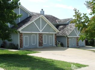 1839 NE Knollbrook St, Lees Summit, MO 64086