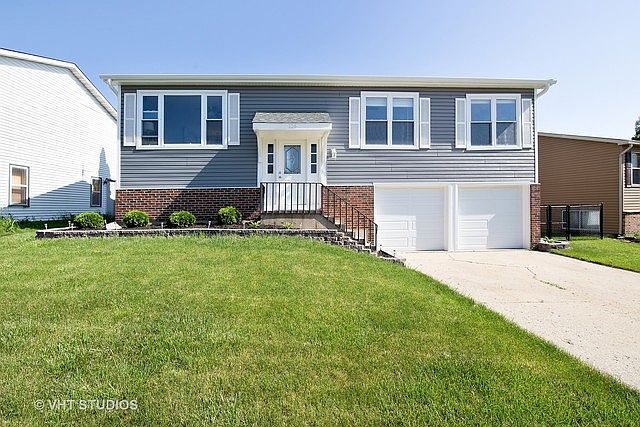 1st image of 116 Warwick Dr