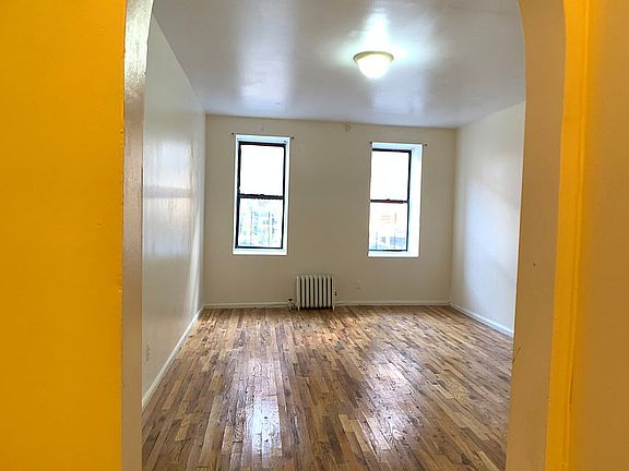 4th image of 2121 Beekman Pl APT 1D