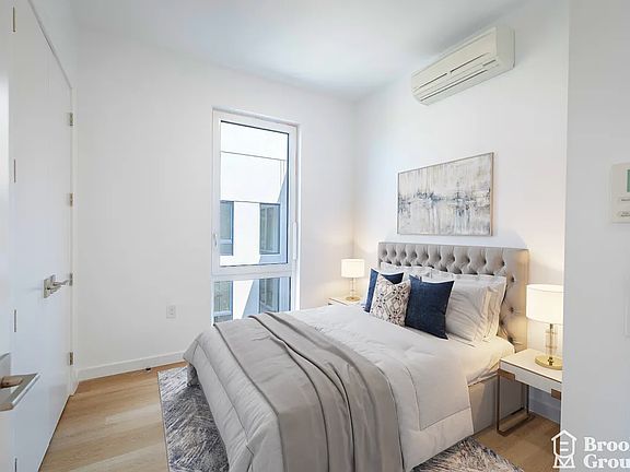 3rd image of 1889 Atlantic Ave #6J