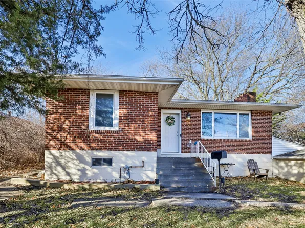 2000 SW 1st St, Des Moines, IA 50315