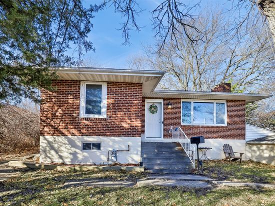 2000 SW 1st St, Des Moines, IA 50315
