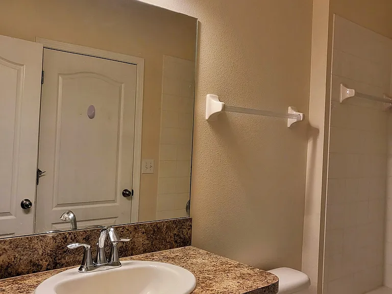 4057 Shade Tree Ln — Photo 14