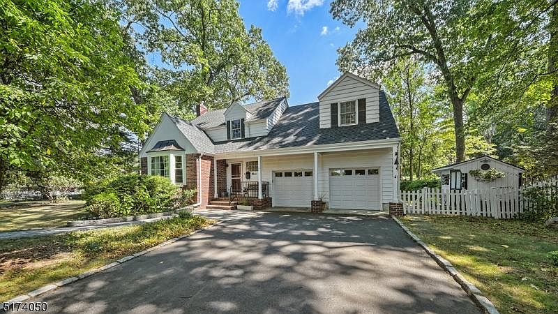 1st image of 64 Shadyside Dr