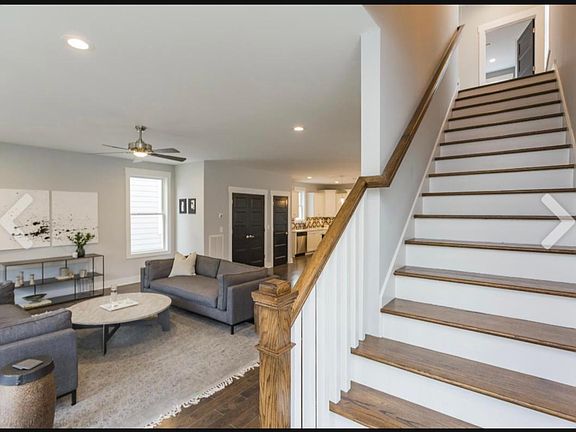 3rd image of 711 Arbor Trace Cir