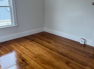 11 Barr St UNIT 2, Salem, MA 01970