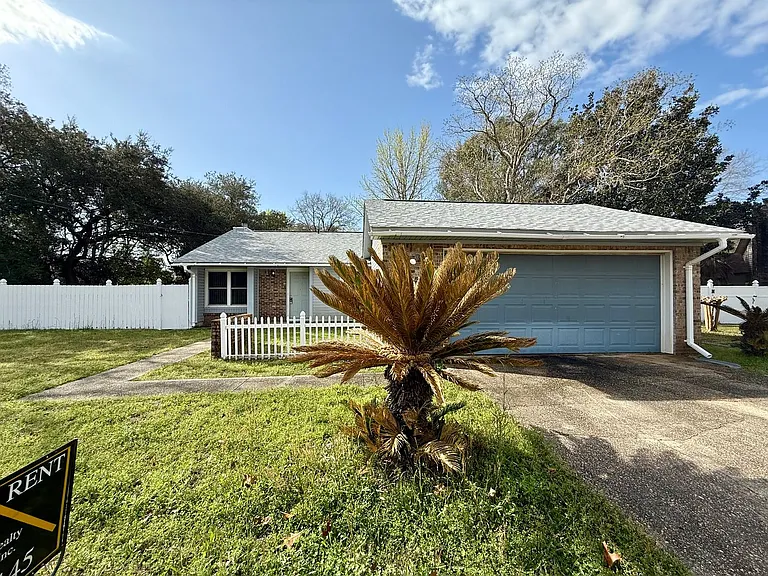 106 Pinehaven Dr — Photo 2